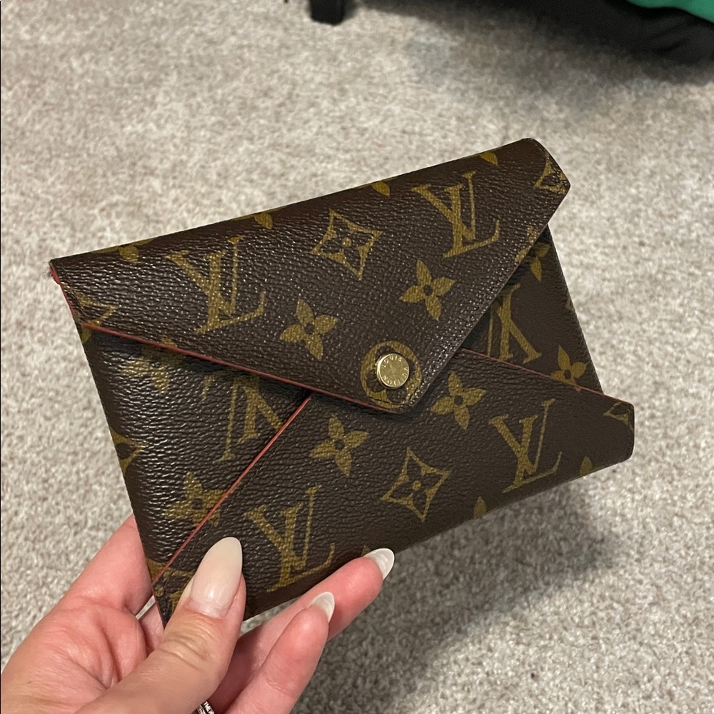 Louis Vuitton Kirigami Pouchette - Picture 11 of 15